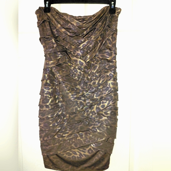 bailey girl Dresses & Skirts - Leopard Print Ruched Strapless Dress